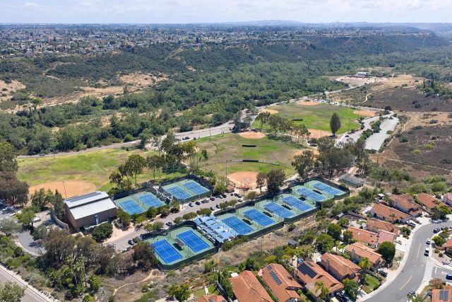 9176 Truman St, San Diego, CA 92129