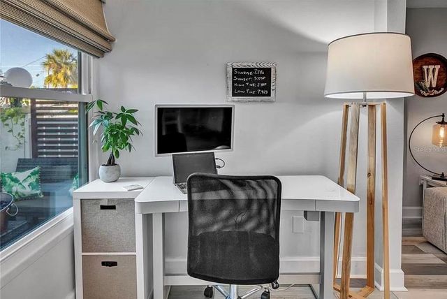 661 POINSETTIA AVENUE 104, Clearwater Beach, FL 33767