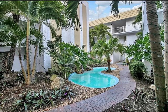 661 POINSETTIA AVENUE 104, Clearwater Beach, FL 33767