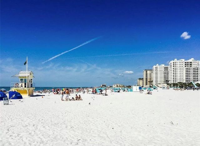 661 POINSETTIA AVENUE 104, Clearwater Beach, FL 33767