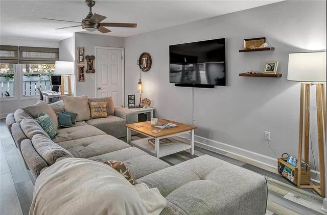 661 POINSETTIA AVENUE 104, Clearwater Beach, FL 33767