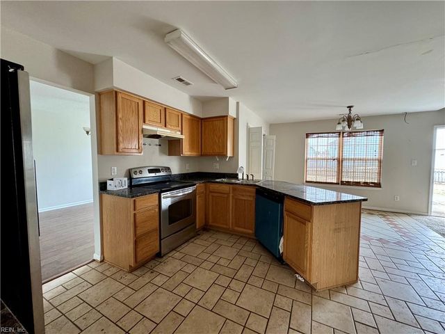 4 Fulcher CT, Hampton, VA 23666