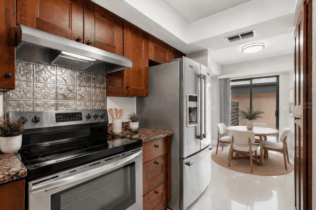 3157 LANDMARK DRIVE 414, Clearwater, FL 33761
