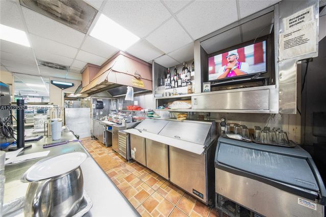 652 E 9th Street, Hialeah, FL 33010