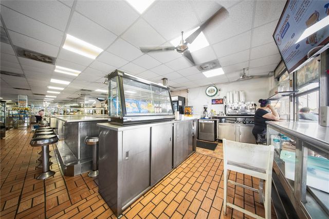 652 E 9th Street, Hialeah, FL 33010