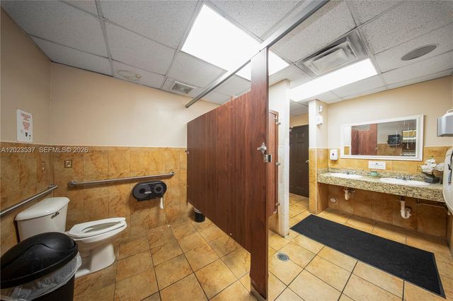 652 E 9th Street, Hialeah, FL 33010