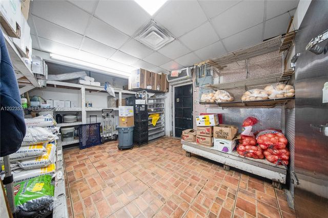 652 E 9th Street, Hialeah, FL 33010