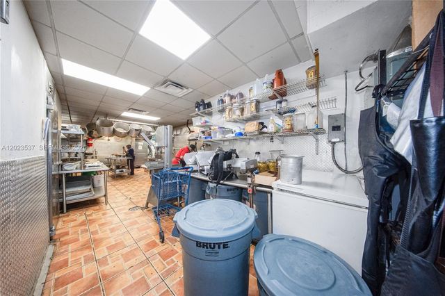652 E 9th Street, Hialeah, FL 33010