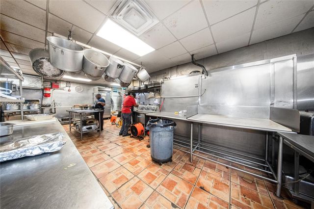 652 E 9th Street, Hialeah, FL 33010