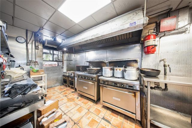 652 E 9th Street, Hialeah, FL 33010