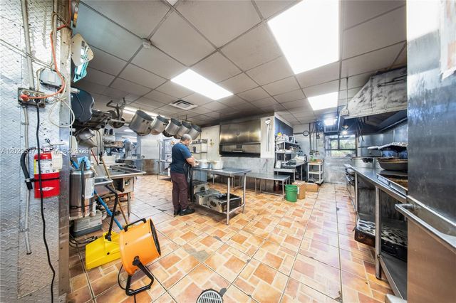 652 E 9th Street, Hialeah, FL 33010