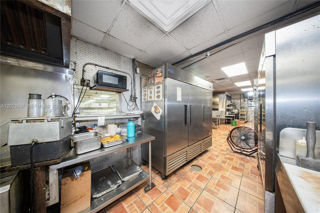 652 E 9th Street, Hialeah, FL 33010