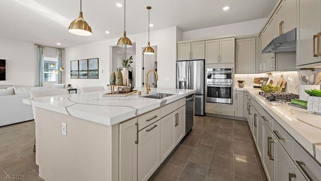 376 Tigullio Avenue, Henderson, NV 89011