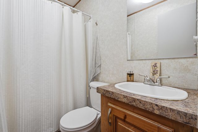 1442 Poplar Hill Drive, Ridgeville, SC 29472