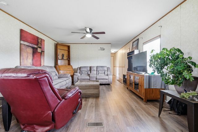 1442 Poplar Hill Drive, Ridgeville, SC 29472