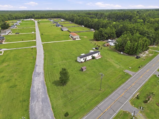 1442 Poplar Hill Drive, Ridgeville, SC 29472