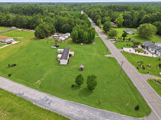 1442 Poplar Hill Drive, Ridgeville, SC 29472