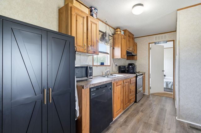 1442 Poplar Hill Drive, Ridgeville, SC 29472