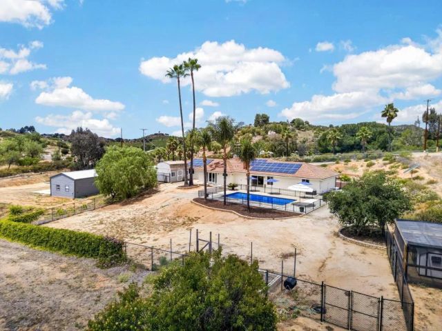 15475 Sierra Grande, Valley Center, CA 92082