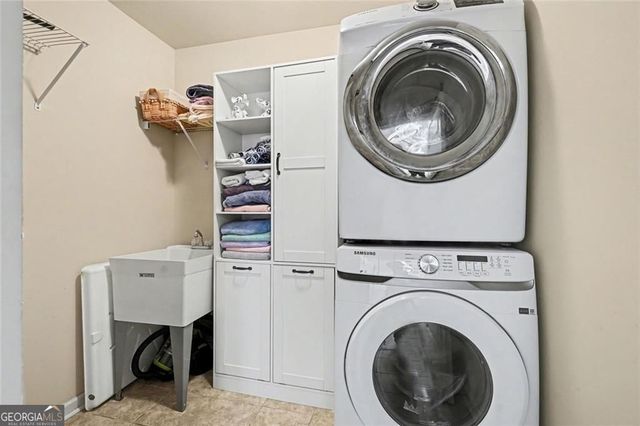 129 Limbaugh Valley Drive, Mcdonough, GA 30252