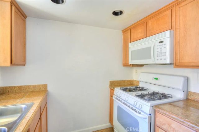 1116 W Blaine 203, Riverside, CA 92507