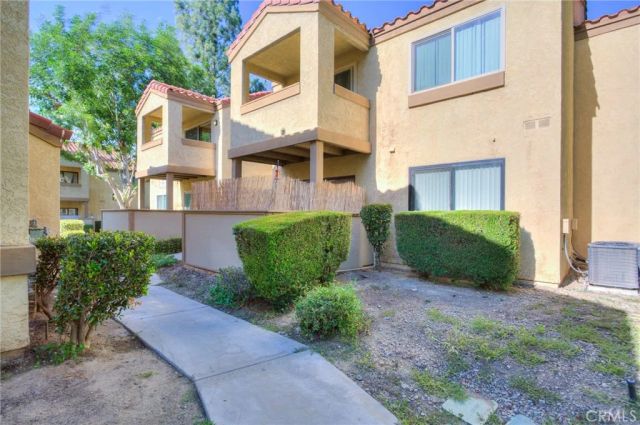 1116 W Blaine 203, Riverside, CA 92507