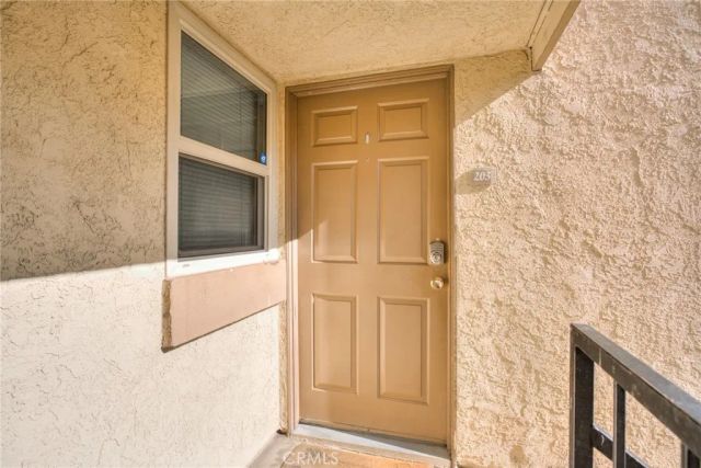 1116 W Blaine 203, Riverside, CA 92507