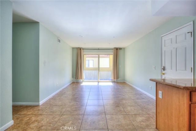 1116 W Blaine 203, Riverside, CA 92507
