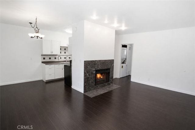 8641 Glenoaks Boulevard 225, Sun Valley, CA 91352