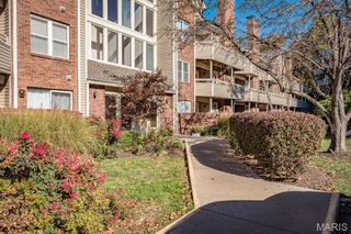 1010 Thoreau Court 301, St Louis, MO 63146