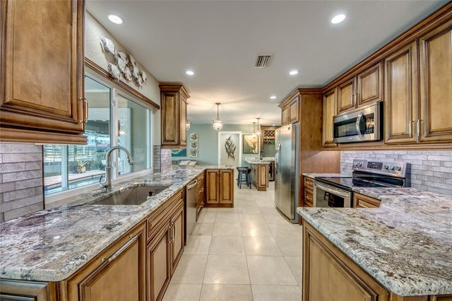 925 DON JUAN COURT, Punta Gorda, FL 33950