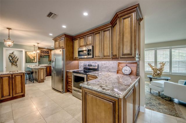 925 DON JUAN COURT, Punta Gorda, FL 33950