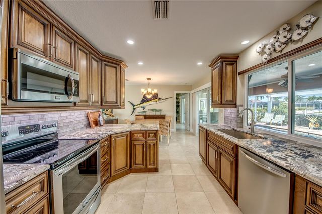 925 DON JUAN COURT, Punta Gorda, FL 33950