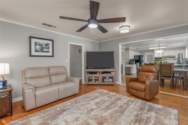 4405 Scarlett Avenue, Bossier City, LA 71111