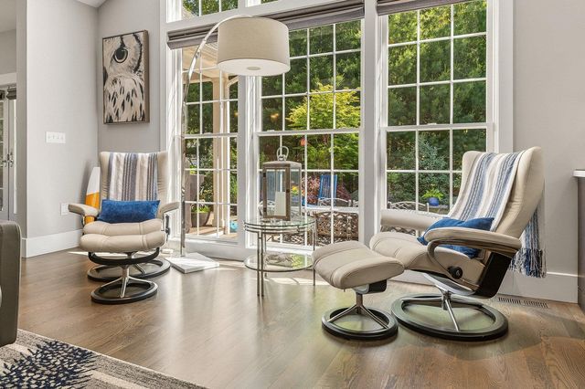 1 Mccarron Drive, Hampton, NH 03842
