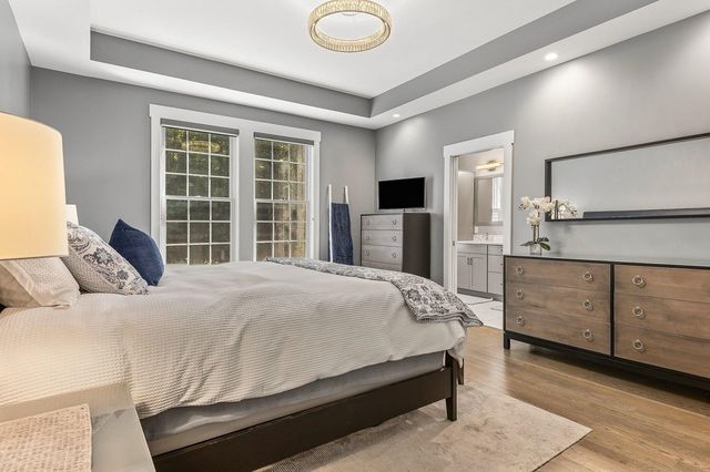 1 Mccarron Drive, Hampton, NH 03842
