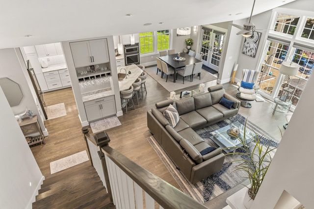 1 Mccarron Drive, Hampton, NH 03842