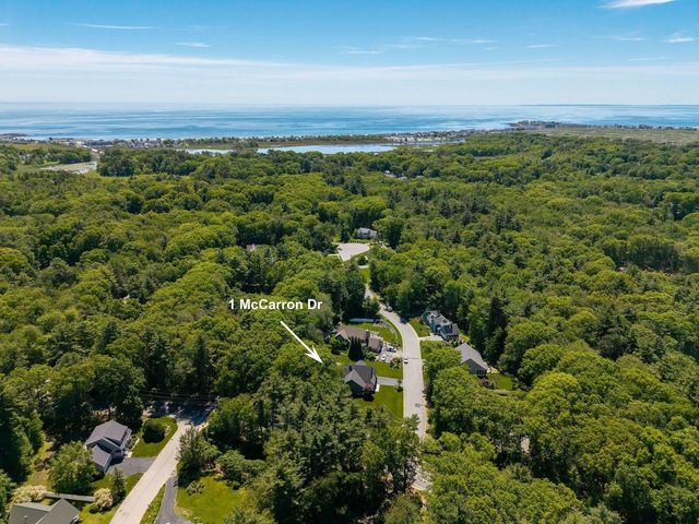 1 Mccarron Drive, Hampton, NH 03842