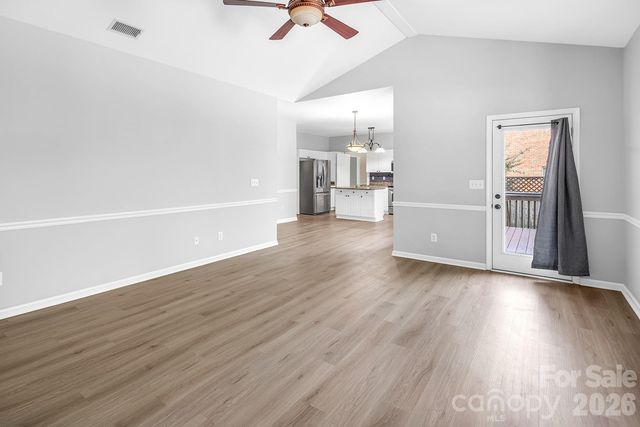 5016 Hickory Lake Lane, Matthews, NC 28105