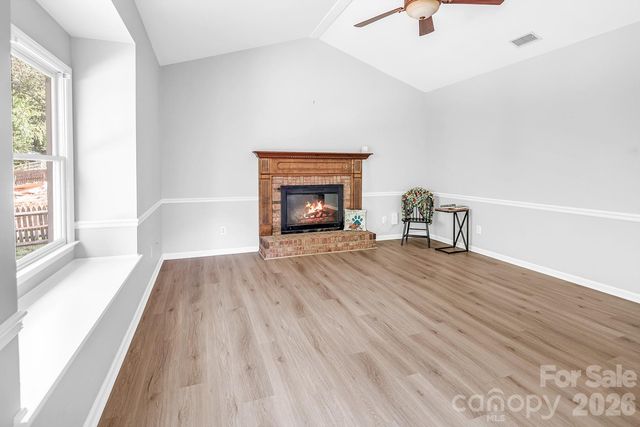 5016 Hickory Lake Lane, Matthews, NC 28105