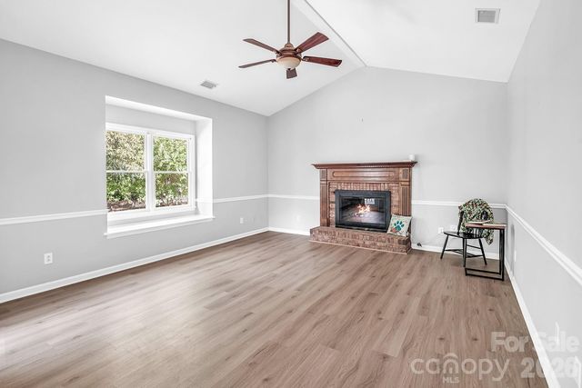 5016 Hickory Lake Lane, Matthews, NC 28105