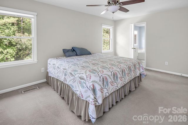5016 Hickory Lake Lane, Matthews, NC 28105