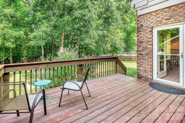 5016 Hickory Lake Lane, Matthews, NC 28105