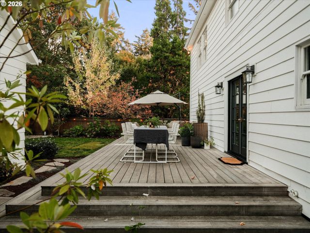 2504 Ne 35TH Ave, Portland, OR 97212