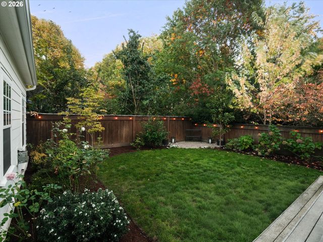2504 Ne 35TH Ave, Portland, OR 97212