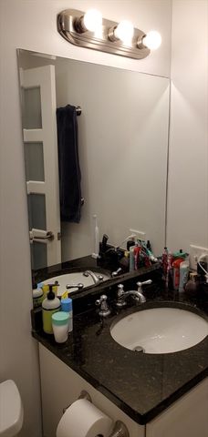 70 Park St 24, Somerville, MA 02143