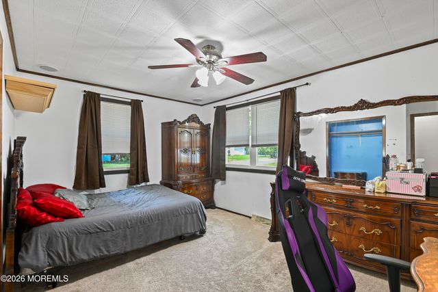 1813 Southampton Boulevard, Toms River, NJ 08757