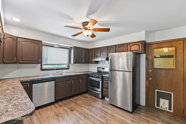1813 Southampton Boulevard, Toms River, NJ 08757