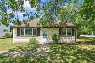 1813 Southampton Boulevard, Toms River, NJ 08757