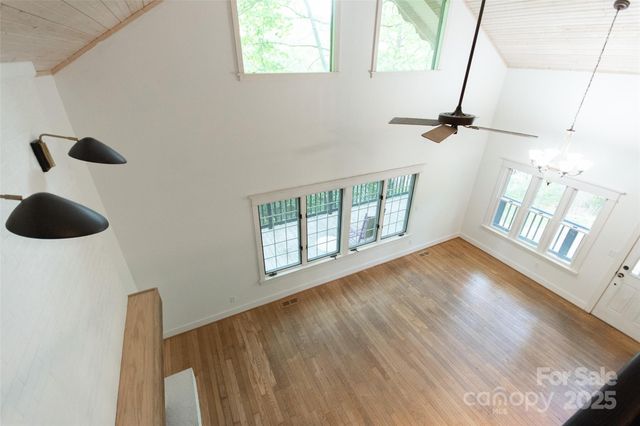 37 Geneva Circle 1/2, Franklin, NC 28734